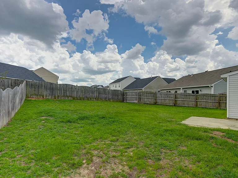 357 Finch Ln — Photo 18