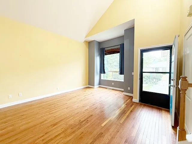 2971 Sprague St — Photo 3