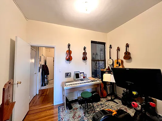 Rented by Compass | media 15