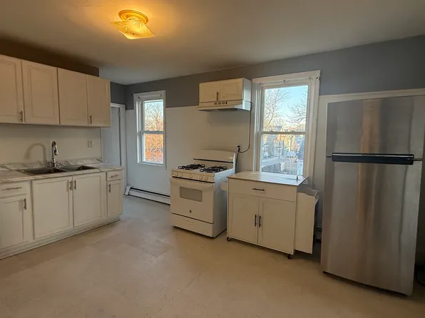 142 Bowdoin St Floor 2, Providence, RI 02909