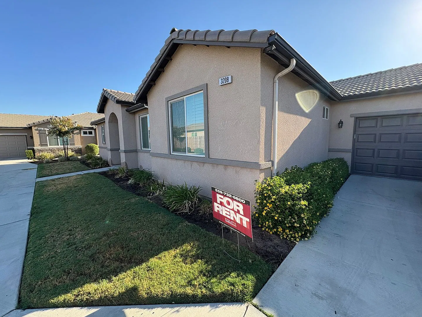 Charming home located in gated community coming soon! — Photo 3