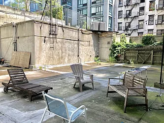 Rented by Kahen Properties