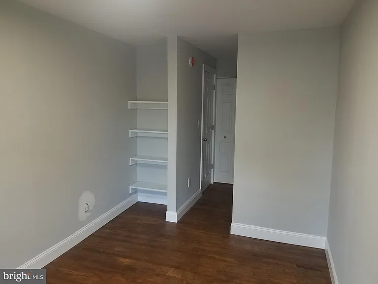 212 Warren St #3 — Photo 13