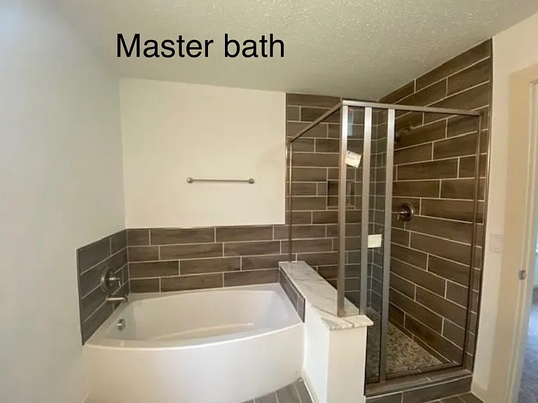 6924 Petty Ln — Photo 2