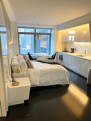 4th image of 123 Washington St APT 24E