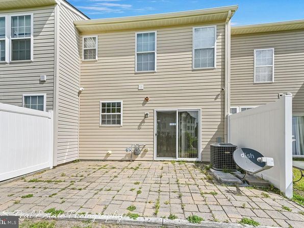 1007 Whispering Ponds Ct, Salisbury, MD 21804