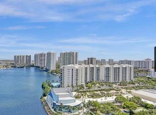 3370 Hidden Bay Dr APT 909, Aventura, FL 33180