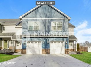 2079 Paddle Wheel Dr, Jeffersonville, IN 47130