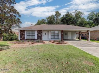 136 Longfellow Dr, Lafayette, LA 70503