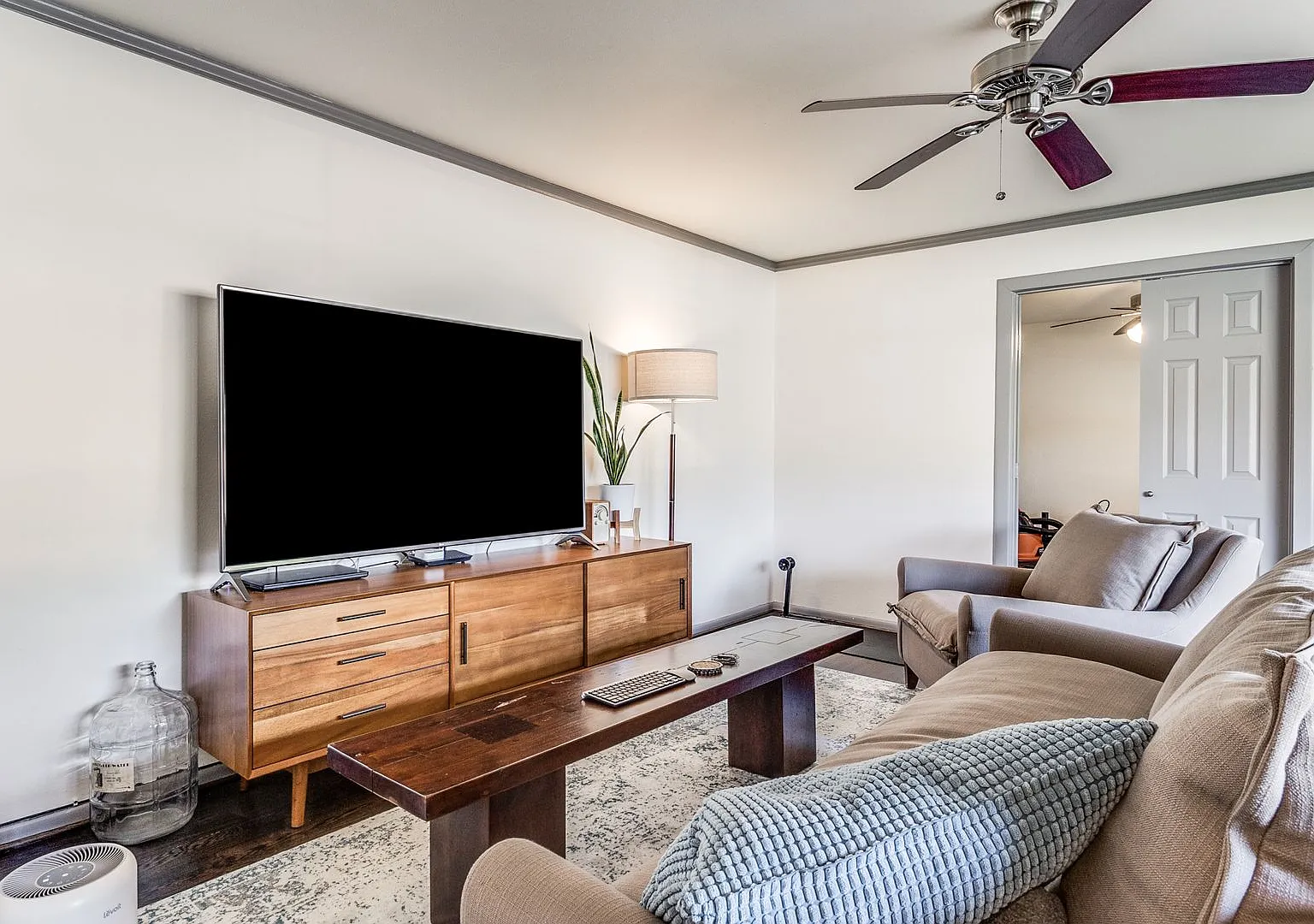 10312 Sylvia Dr. — Photo 4