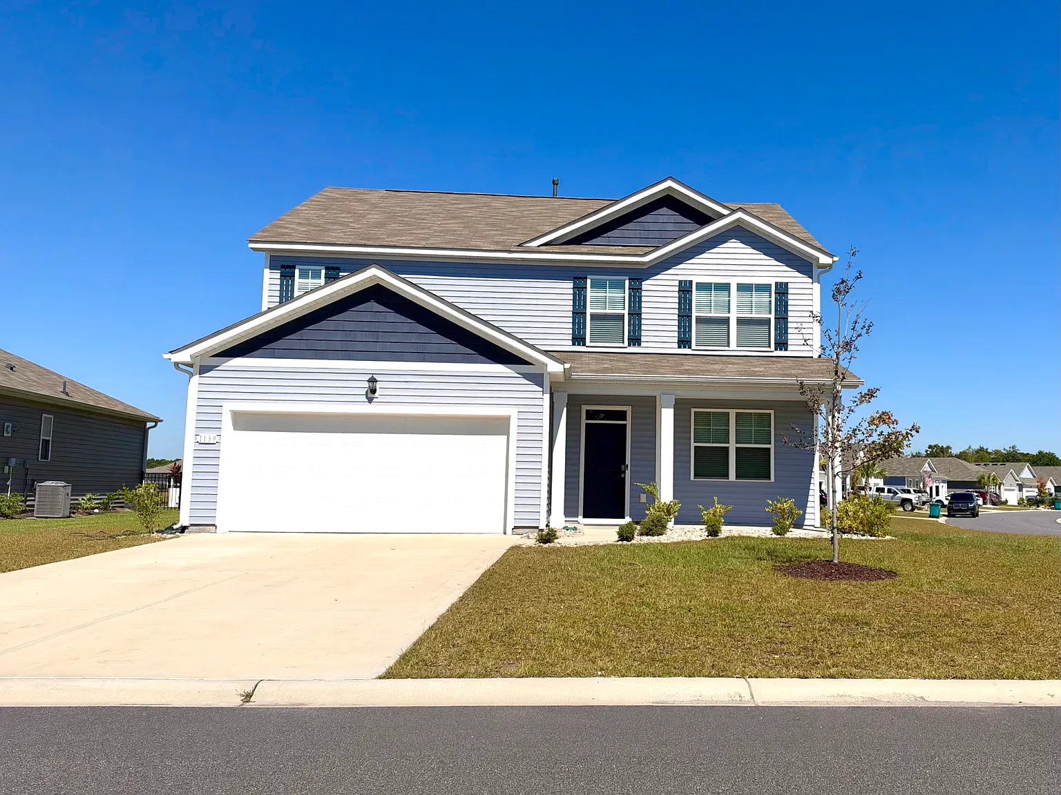 5 bed, 2721 sqft, $2,800 — Photo 1