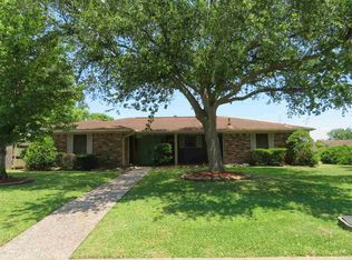 4100 Stoney Brook Ln, Port Arthur, TX 77642