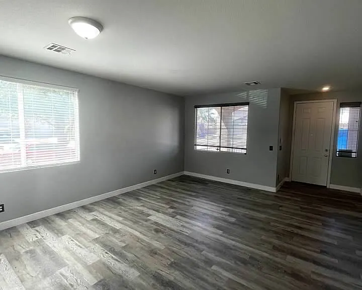 7349 Dolphine Crest Ave — Photo 26