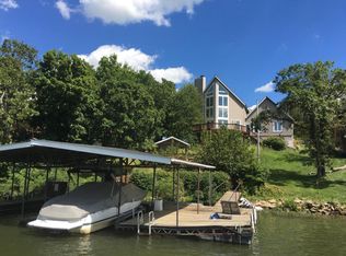 606 Lake Viking Ter, Gallatin, MO 64640