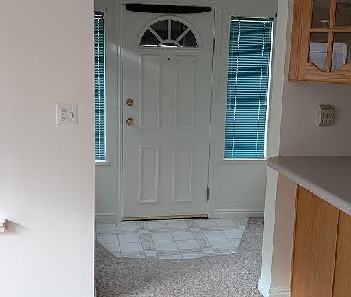 3rd image of 1651 W Stratford Ave