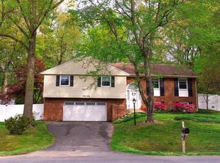 19009 Willow Grove Rd, Olney, MD 20832