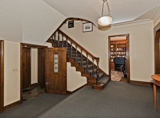 2825 S Park Blvd, Shaker Heights, OH