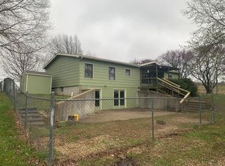 594 N 1800th Rd, Lecompton, KS 66050