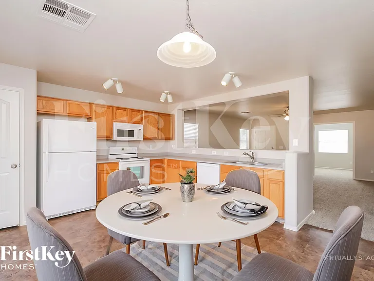 2532 E Olivine Rd — Photo 7