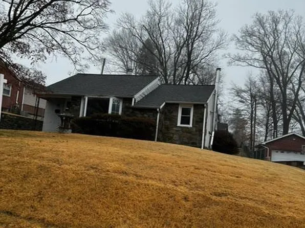 117 Harmil Rd, Broomall, PA 19008