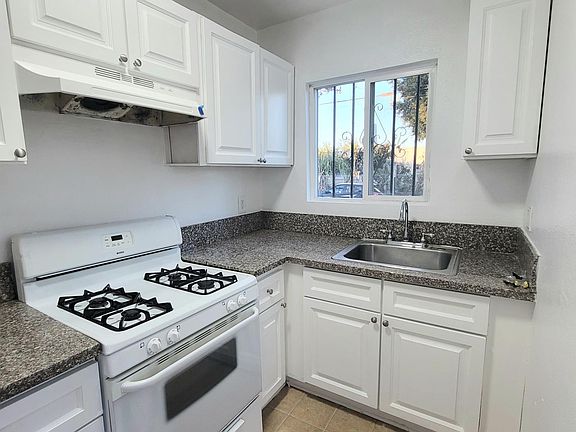 4th image of 6202 S Halldale Ave #6202