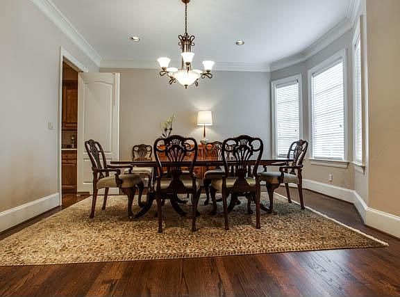 4th image of 7418 Wentwood Dr