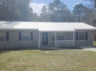 205 Harbor Dr, Palatka, FL 32177