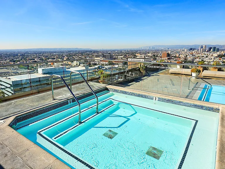 1100 Wilshire Blvd #3309 — Photo 26
