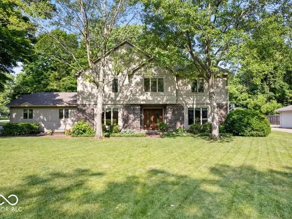 54 Horseshoe Ln E, Carmel, IN 46033