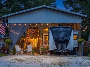 730 Buena Vista Dr, Lillian, AL 36549