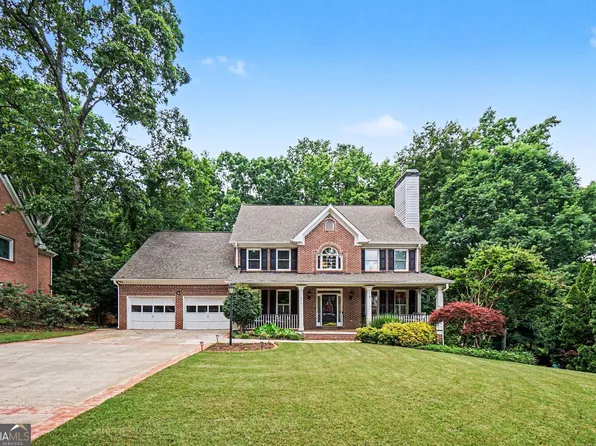 649 Goldenwood Ct, Powder Springs, GA 30127