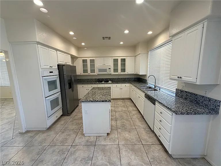 925 Lexington Cross Dr — Photo 24