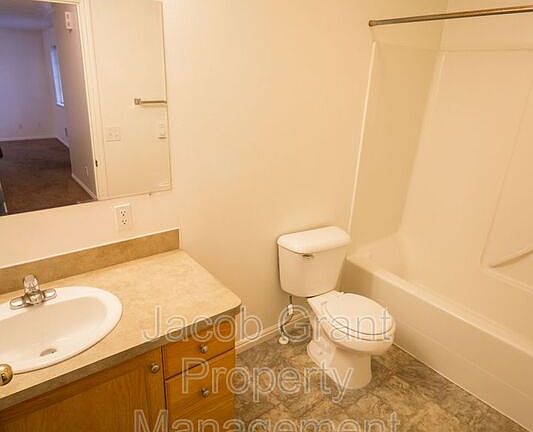 4th image of 3560 Deloy Dr APT 1