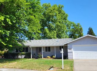 913 Archer Dr, Woodland, CA 95695