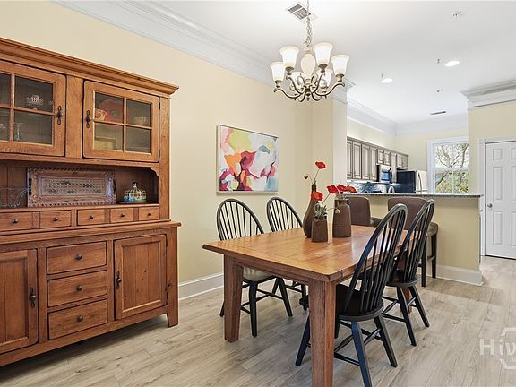 5th image of 429 Montgomery Street #C