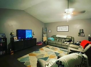 203 N Star Dr, Chatsworth, GA 30705