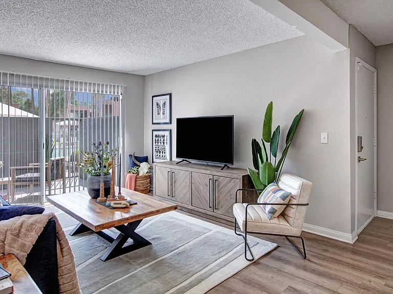Colter Park Apartments — Photo 9