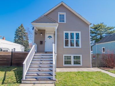 1513 Clinton Ave, Berwyn, IL, 60402