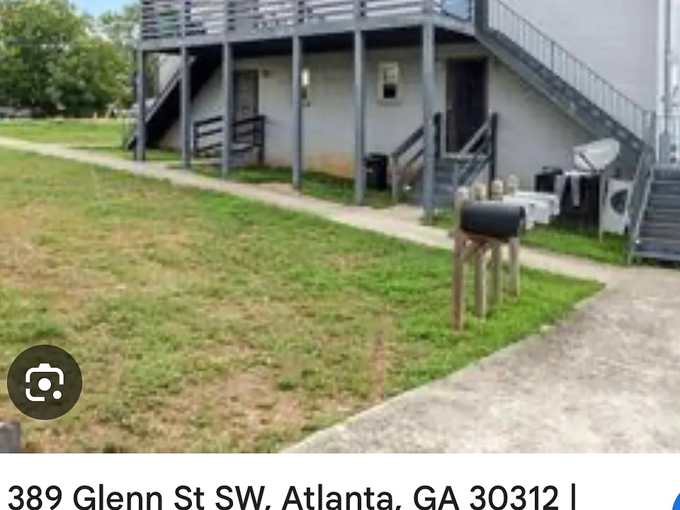 389 Glenn St SW #4