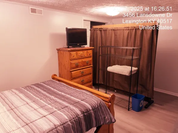 3458 Lansdowne Dr #A, Lexington, KY 40517