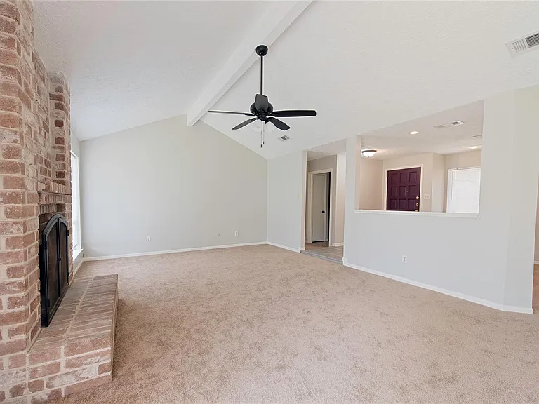 21310 Park Run Dr — Photo 5