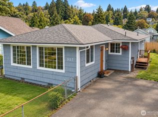 327 Eklund Avenue, Hoquiam, WA 98550