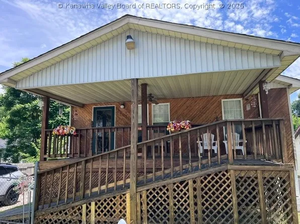 5908 Starling Dr, Charleston, WV 25306
