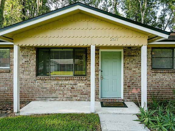 2nd image of 2617 Sandy Hollow Dr