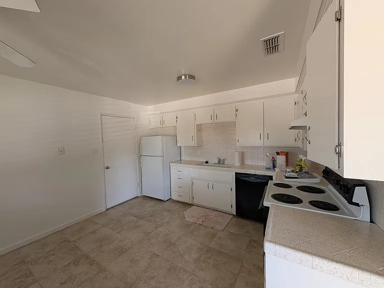 Large kitchen