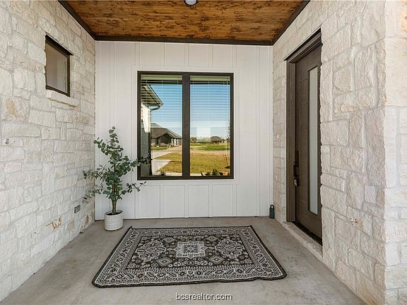 3rd image of 7460 Garrison Creek Dr