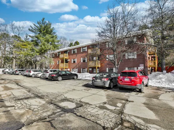 12 East Side Drive #13, Concord, NH 03301