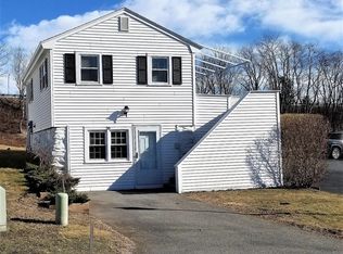 20 Statue Way, Portsmouth, RI 02871