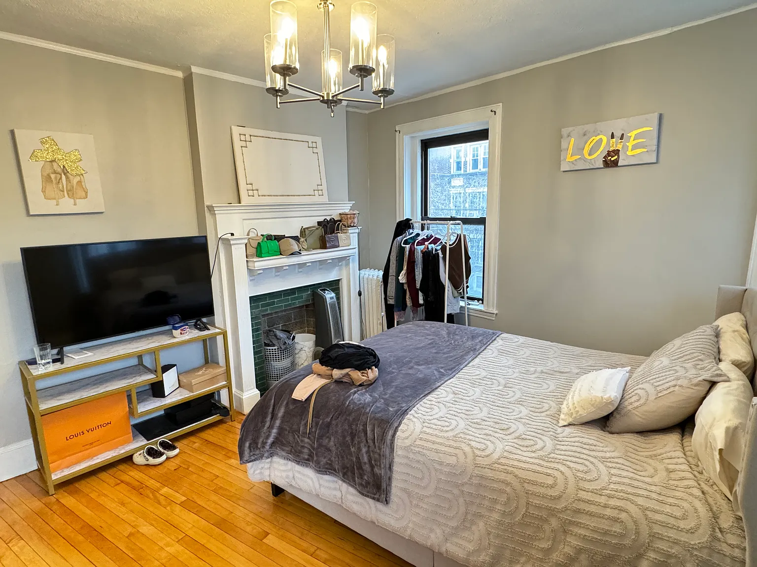 2 bed, 725 sqft, $2,650 — Photo 2