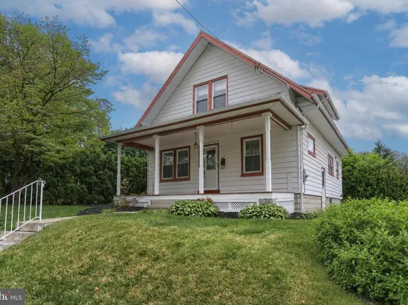 303 S 12th St, Lebanon, PA 17042